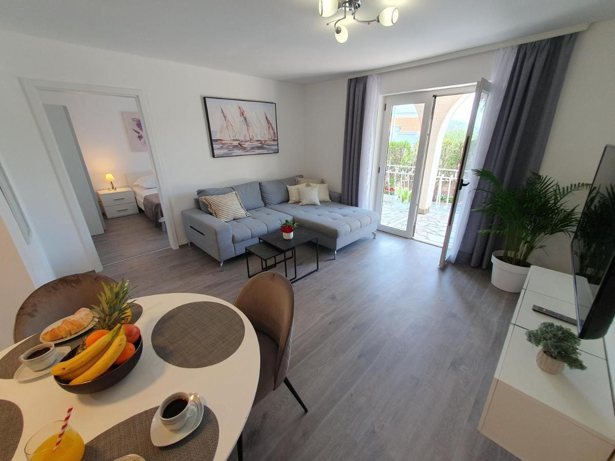 Apartment Zvjezdana Trogir Exteriör bild