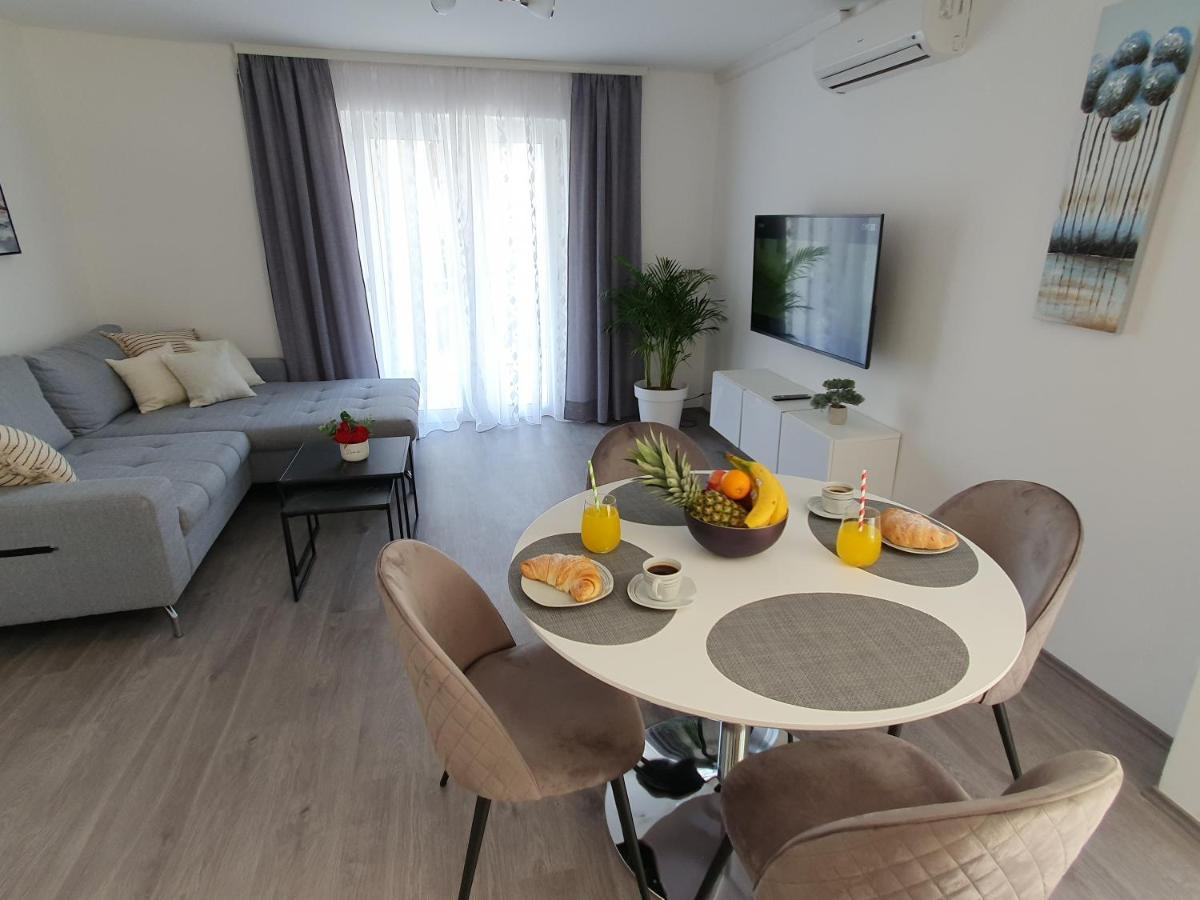 Apartment Zvjezdana Trogir Exteriör bild
