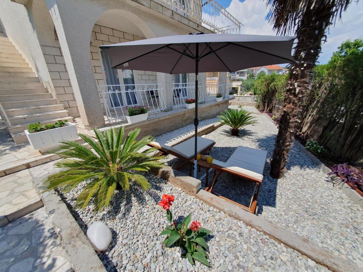 Apartment Zvjezdana Trogir Exteriör bild